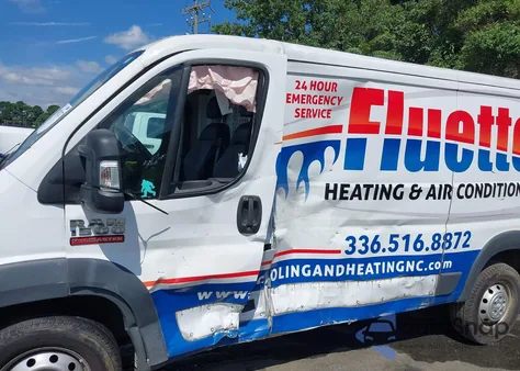 2017 Ram Promaster 1500 Low Roof 136 Wb z USA, uszkodzony, nr VIN 3C6TRVAG0HE552507